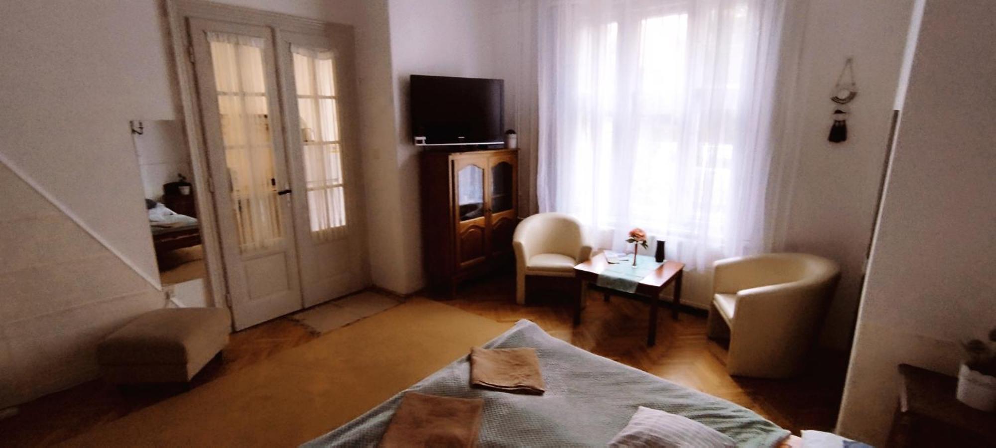 Rakoczi Guesthouse Мисколк Екстериор снимка